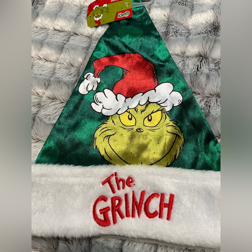 The Grinch Santa Hat NWT